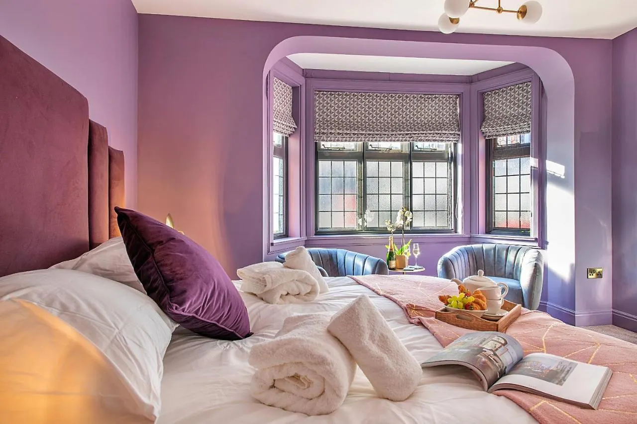 Finest Retreats - Castle House Nottingham - Luxurious Hot Tub Stay 0*,  Velká Británie