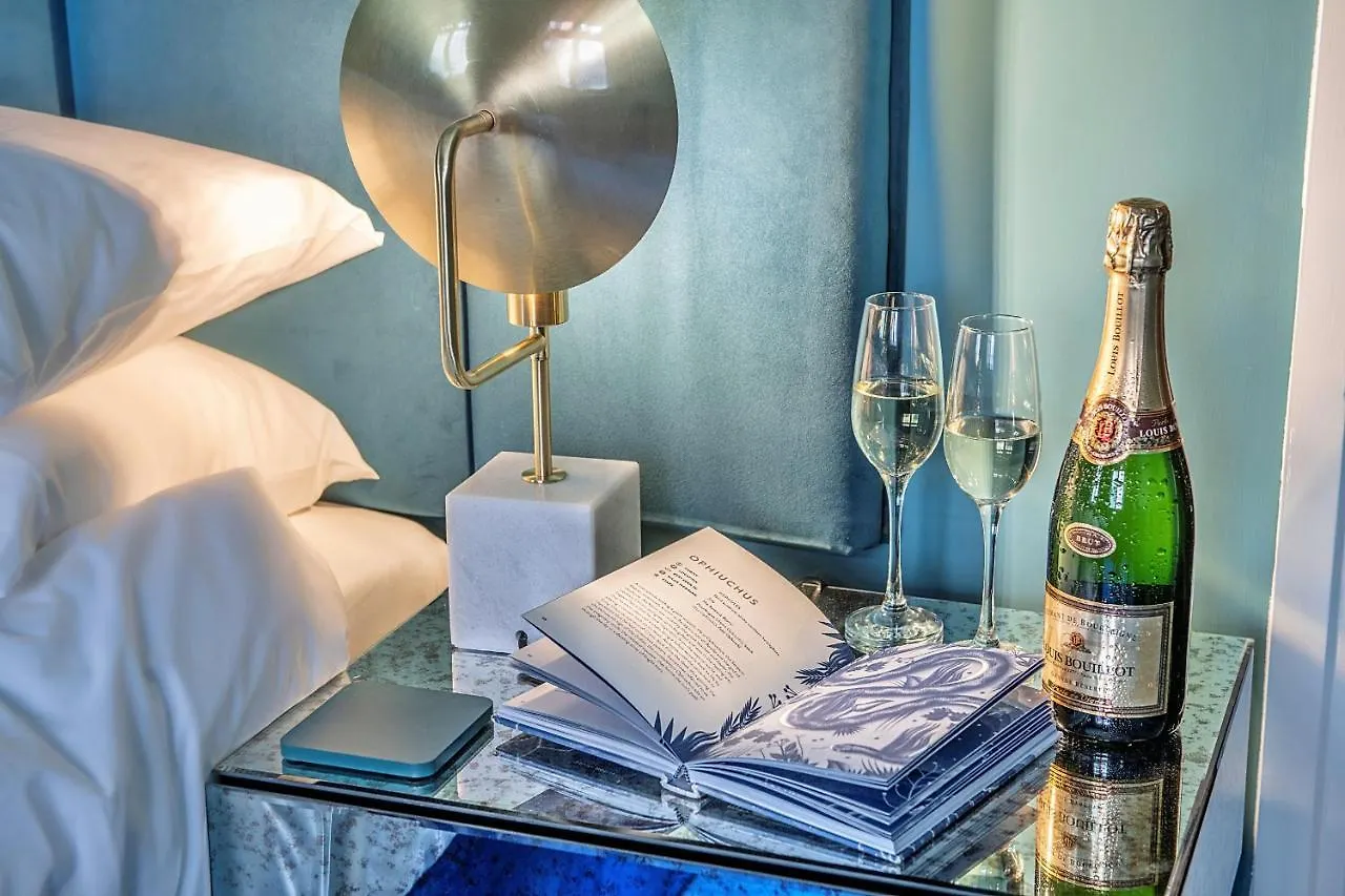 Finest Retreats - Castle House Nottingham - Luxurious Hot Tub Stay Holiday home
