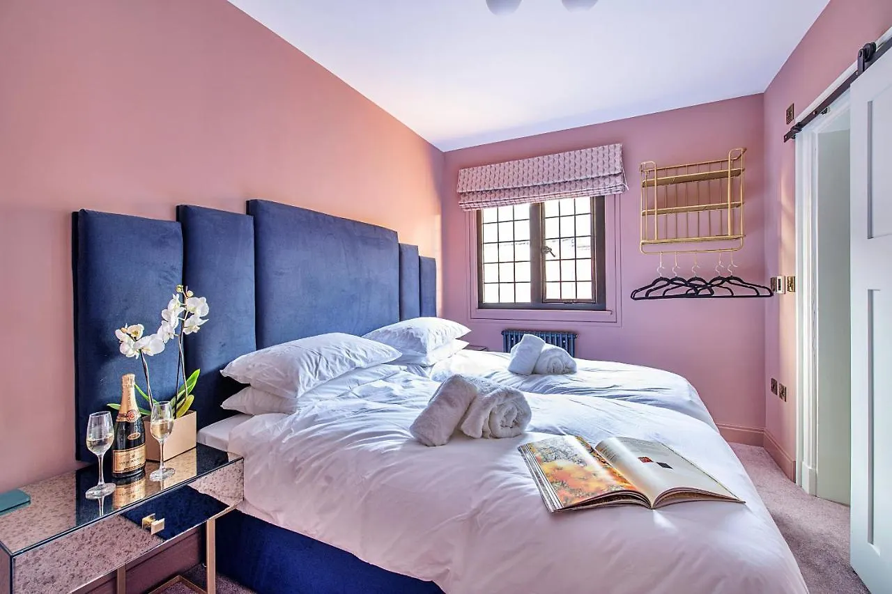 Holiday home Finest Retreats - Castle House Nottingham - Luxurious Hot Tub Stay